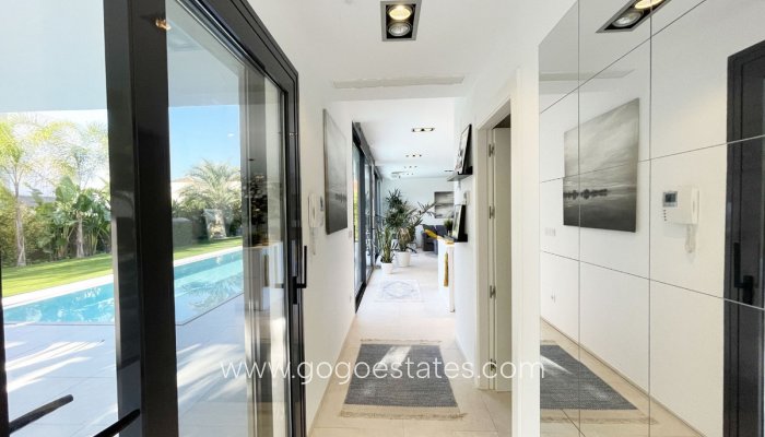 Te koop - Huis - Vrijstaande Villa - Calpe - Calpe Centro