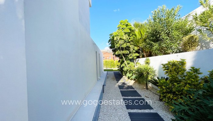 Te koop - Huis - Vrijstaande Villa - Calpe - Calpe Centro