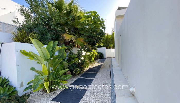 Te koop - Huis - Vrijstaande Villa - Calpe - Calpe Centro