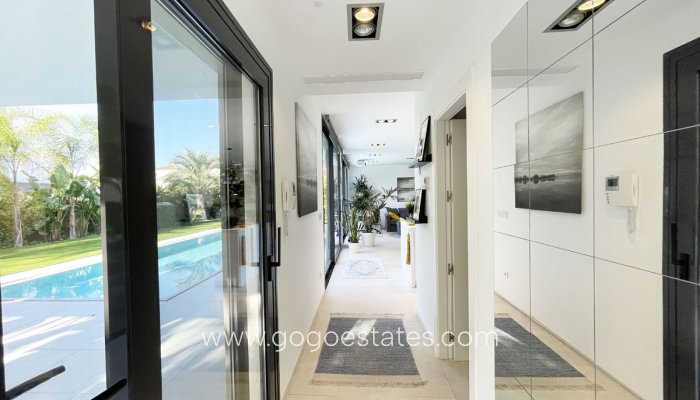 Te koop - Huis - Vrijstaande Villa - Calpe - Calpe Centro