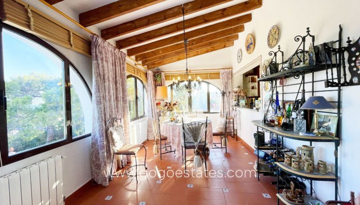 Te koop - Huis - Vrijstaande Villa - Calpe - Calpe Centro