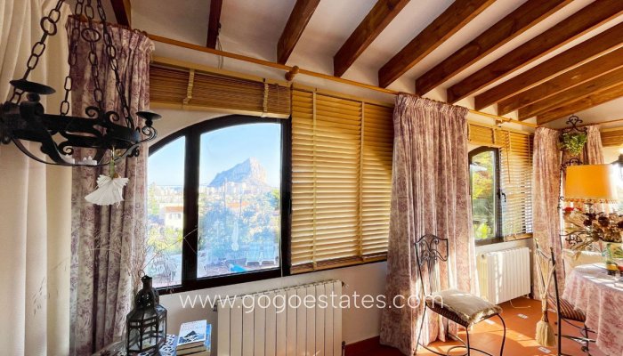 Te koop - Huis - Vrijstaande Villa - Calpe - Calpe Centro