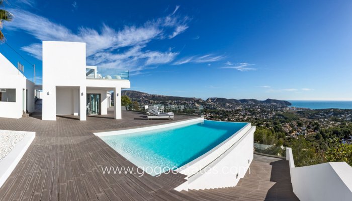 Te koop - Huis - Vrijstaande Villa - Teulada - Moraira