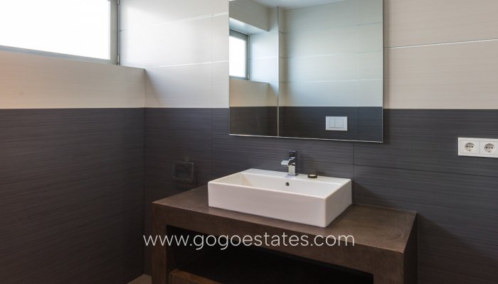 Te koop - Huis - Vrijstaande Villa - Teulada - Moraira