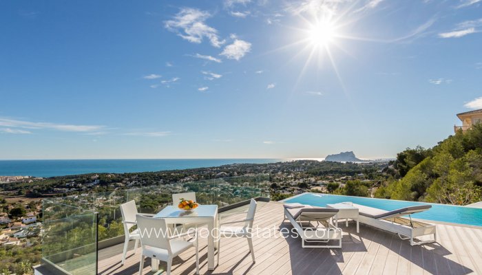 Te koop - Huis - Vrijstaande Villa - Teulada - Moraira