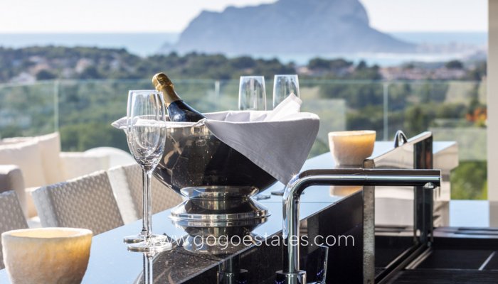 Te koop - Huis - Vrijstaande Villa - Teulada - Moraira