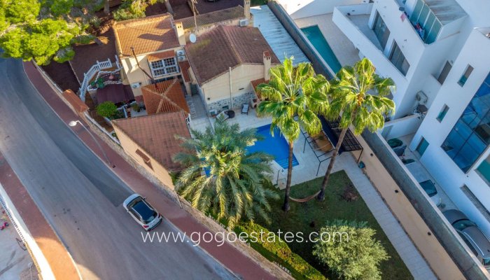 Te koop - Huis - Vrijstaande Villa - Orihuela - Los Balcones