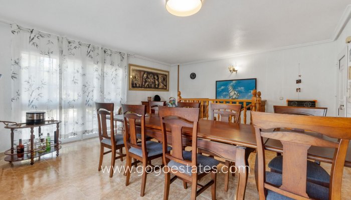 Te koop - Huis - Vrijstaande Villa - Orihuela - Los Balcones