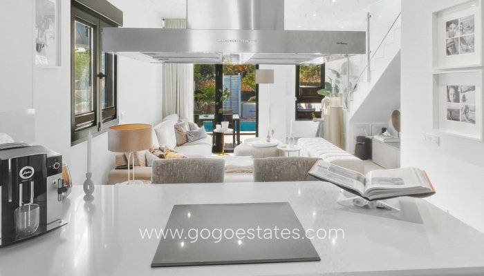 Te koop - Huis - Vrijstaande Villa - Polop - Polop Centro