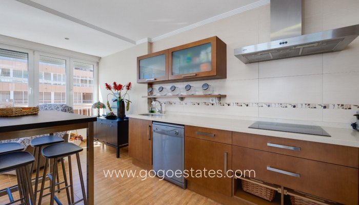 Te koop - Appartement - Appartement op de middelste verdieping - Torrevieja - Torrevieja Centro