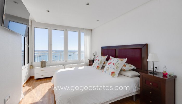 Te koop - Appartement - Appartement op de middelste verdieping - Torrevieja - Torrevieja Centro