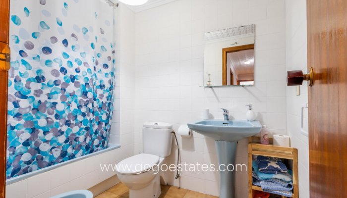 Te koop - Appartement - Appartement op de middelste verdieping - Torrevieja - Torrevieja Centro