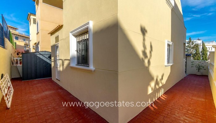 Te koop - Huis - Vrijstaande Villa - Orihuela - Orihuela Costa