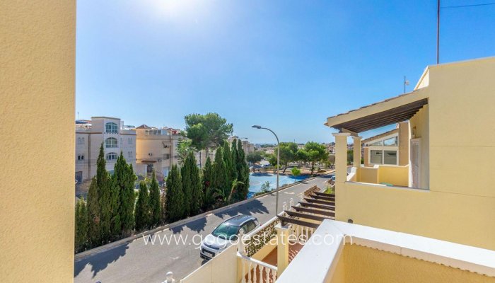 Te koop - Huis - Vrijstaande Villa - Orihuela - Orihuela Costa