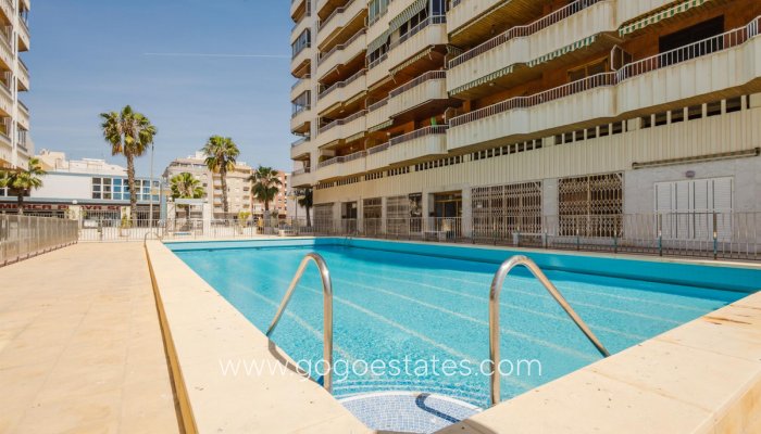 Te koop - Appartement - Penthouse Duplex - Torrevieja - Torrevieja Centro