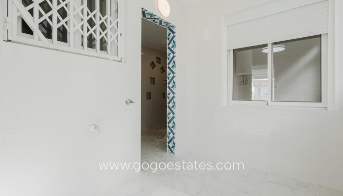 Te koop - Appartement - Penthouse Duplex - Torrevieja - Torrevieja Centro