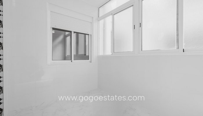 Te koop - Appartement - Penthouse Duplex - Torrevieja - Torrevieja Centro