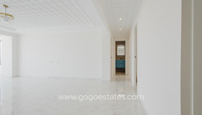 Te koop - Appartement - Penthouse Duplex - Torrevieja - Torrevieja Centro