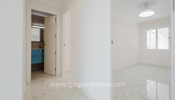 Te koop - Appartement - Penthouse Duplex - Torrevieja - Torrevieja Centro