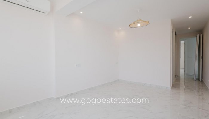 Te koop - Appartement - Penthouse Duplex - Torrevieja - Torrevieja Centro