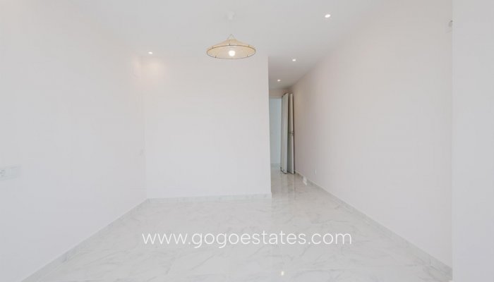 Te koop - Appartement - Penthouse Duplex - Torrevieja - Torrevieja Centro