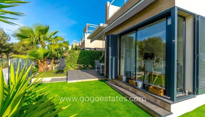 Te koop - Huis - Stadswoning - Orihuela - La Zenia