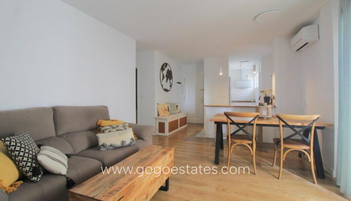 Revente - Appartement - Appartement au rez-de-chaussée - Torrevieja - La veleta