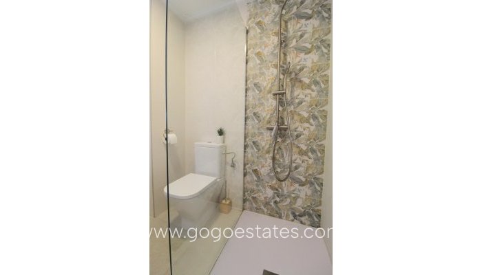 Revente - Appartement - Appartement au rez-de-chaussée - Torrevieja - La veleta