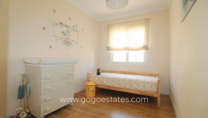 Revente - Appartement - Appartement au rez-de-chaussée - Torrevieja - La veleta