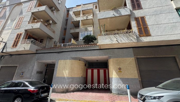 Resale - Commercial - Garage - Torrevieja - Torrevieja Centro