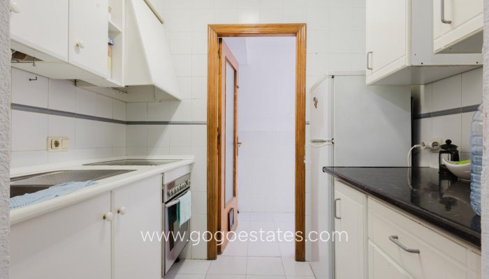 Te koop - Appartement - Appartement op de middelste verdieping - Torrevieja - Torrevieja Centro