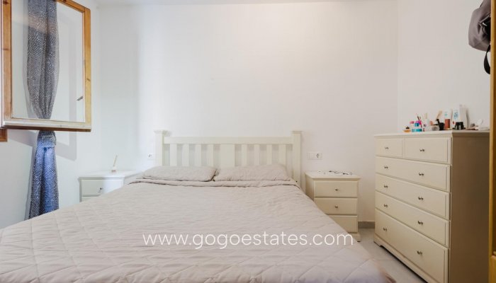 Te koop - Appartement - Appartement op de middelste verdieping - Torrevieja - Torrevieja Centro