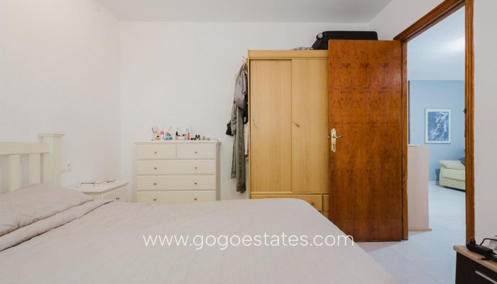 Te koop - Appartement - Appartement op de middelste verdieping - Torrevieja - Torrevieja Centro