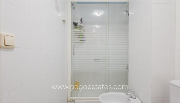 Te koop - Appartement - Appartement op de middelste verdieping - Torrevieja - Torrevieja Centro