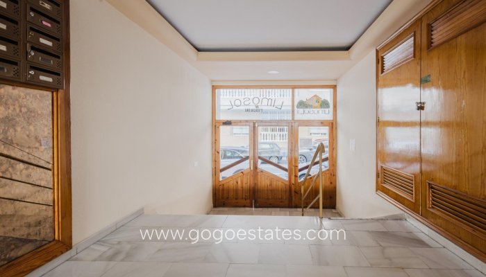 Te koop - Appartement - Appartement op de middelste verdieping - Torrevieja - Torrevieja Centro