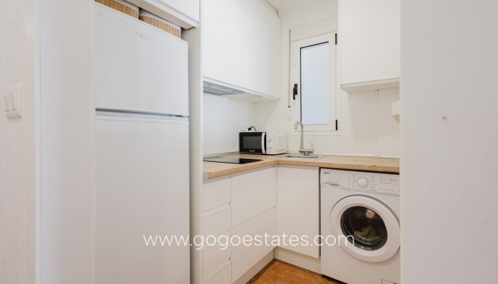 Te koop - Appartement - Appartement op de middelste verdieping - Torrevieja - Torrevieja Centro