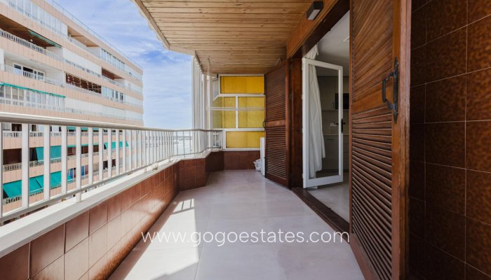 Te koop - Appartement - Appartement op de middelste verdieping - Torrevieja - Torrevieja Centro