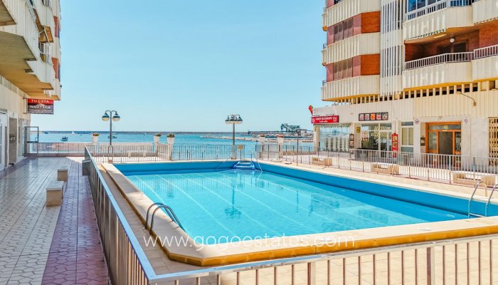 Te koop - Appartement - Appartement op de middelste verdieping - Torrevieja - Torrevieja Centro