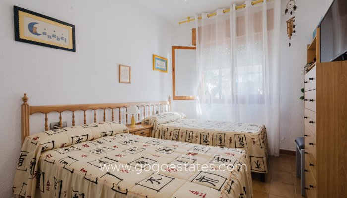 Te koop - Huis - Bungalow - Torrevieja - Torrevieja Centro