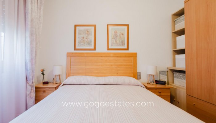 Te koop - Huis - Bungalow - Torrevieja - Torrevieja Centro