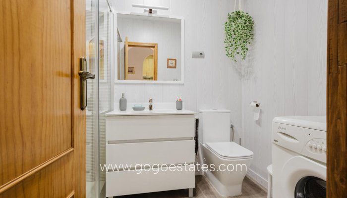 Te koop - Huis - Bungalow - Torrevieja - Torrevieja Centro