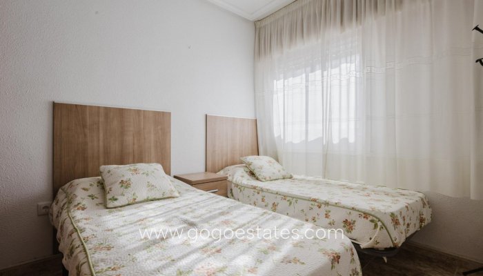 Te koop - Appartement - Penthouse Duplex - Torrevieja - Torrevieja Centro