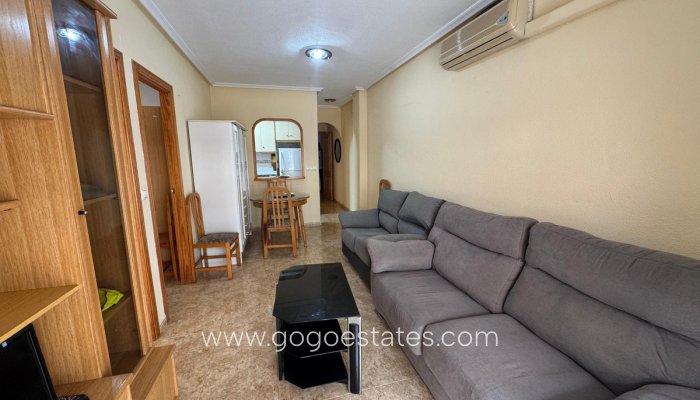 Te koop - Appartement - Appartement op de middelste verdieping - Torrevieja - Torrevieja Centro