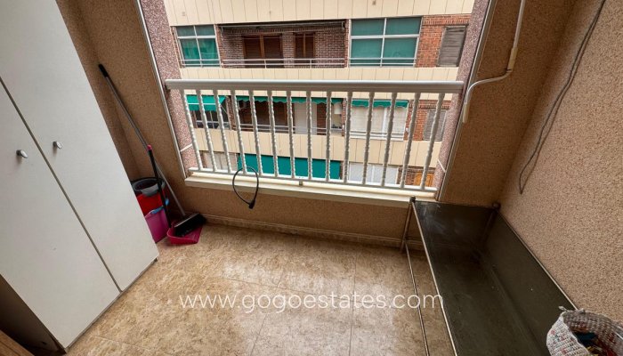 Te koop - Appartement - Appartement op de middelste verdieping - Torrevieja - Torrevieja Centro