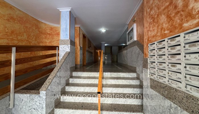 Te koop - Appartement - Appartement op de middelste verdieping - Torrevieja - Torrevieja Centro