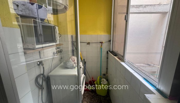 Te koop - Appartement - Appartement op de middelste verdieping - Torrevieja - Torrevieja Centro