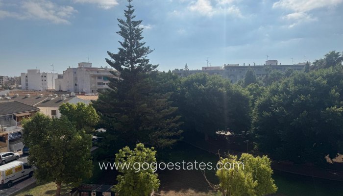 Te koop - Appartement - Appartement op de middelste verdieping - Torrevieja - Torrevieja Centro