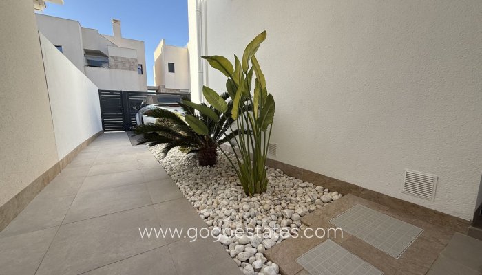 Te koop - Huis - Vrijstaande Villa - Los Montesinos - Los Montesinos Centro