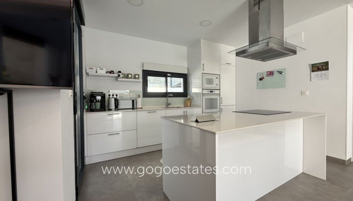 Te koop - Huis - Vrijstaande Villa - Los Montesinos - Los Montesinos Centro