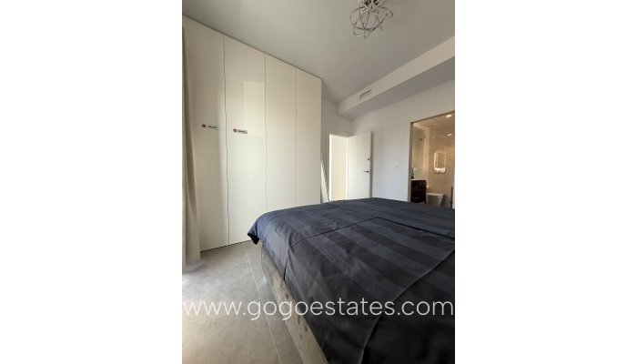 Te koop - Huis - Vrijstaande Villa - Los Montesinos - Los Montesinos Centro